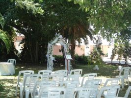 tropical garden golden grove ceremony