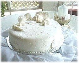 wedding cake seashell cake